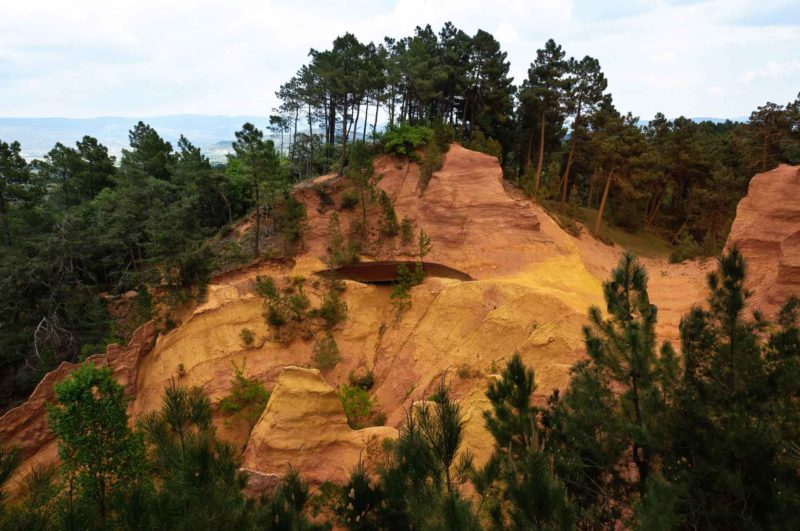 FRAN0034 | 2011, 2011-Frankreich, Carriere d' Ocre Roussillon, EUROPA, Frankreich, Ocker-Felsen, Provence, Region Luberon