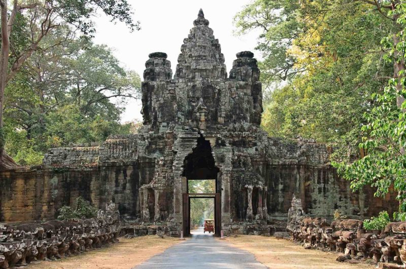 KAMB0129 | 2009, 2009-Kambodscha, ASIEN, Angkor, Angkor Thom, Kambodscha, Victory Gate